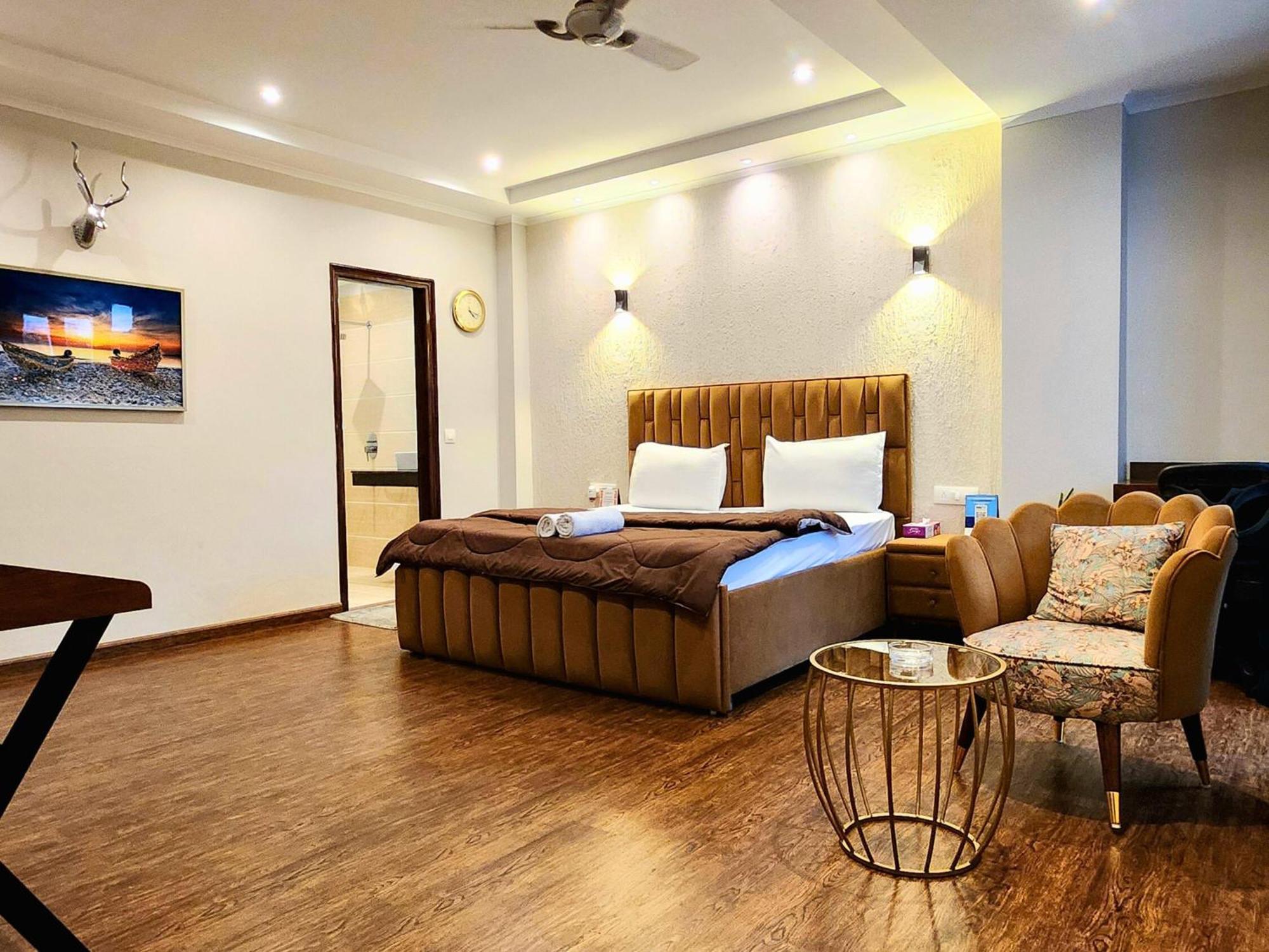 Hotel City Premier - Golf Course Road ,Gurgaon Eksteriør bilde