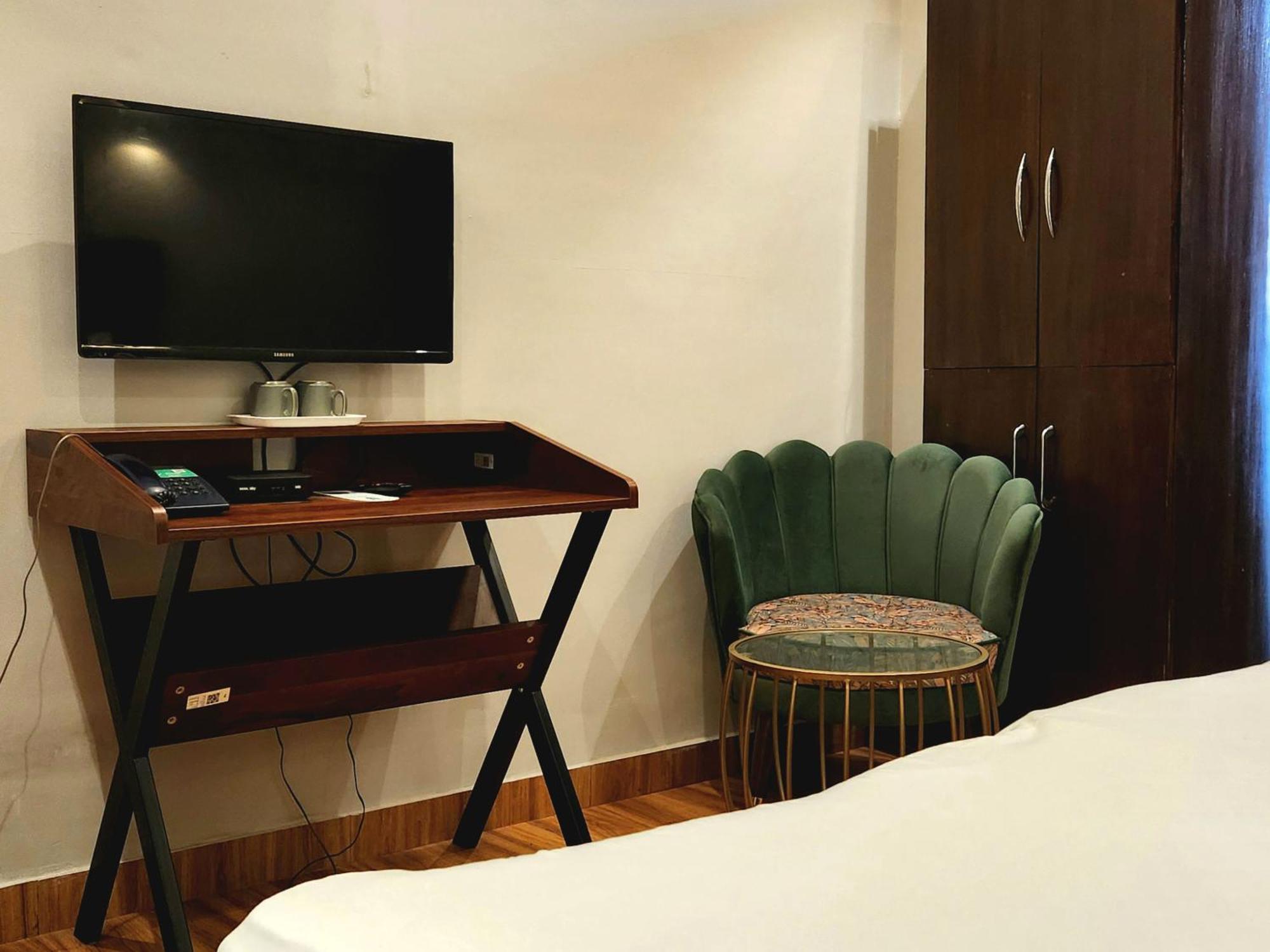 Hotel City Premier - Golf Course Road ,Gurgaon Eksteriør bilde