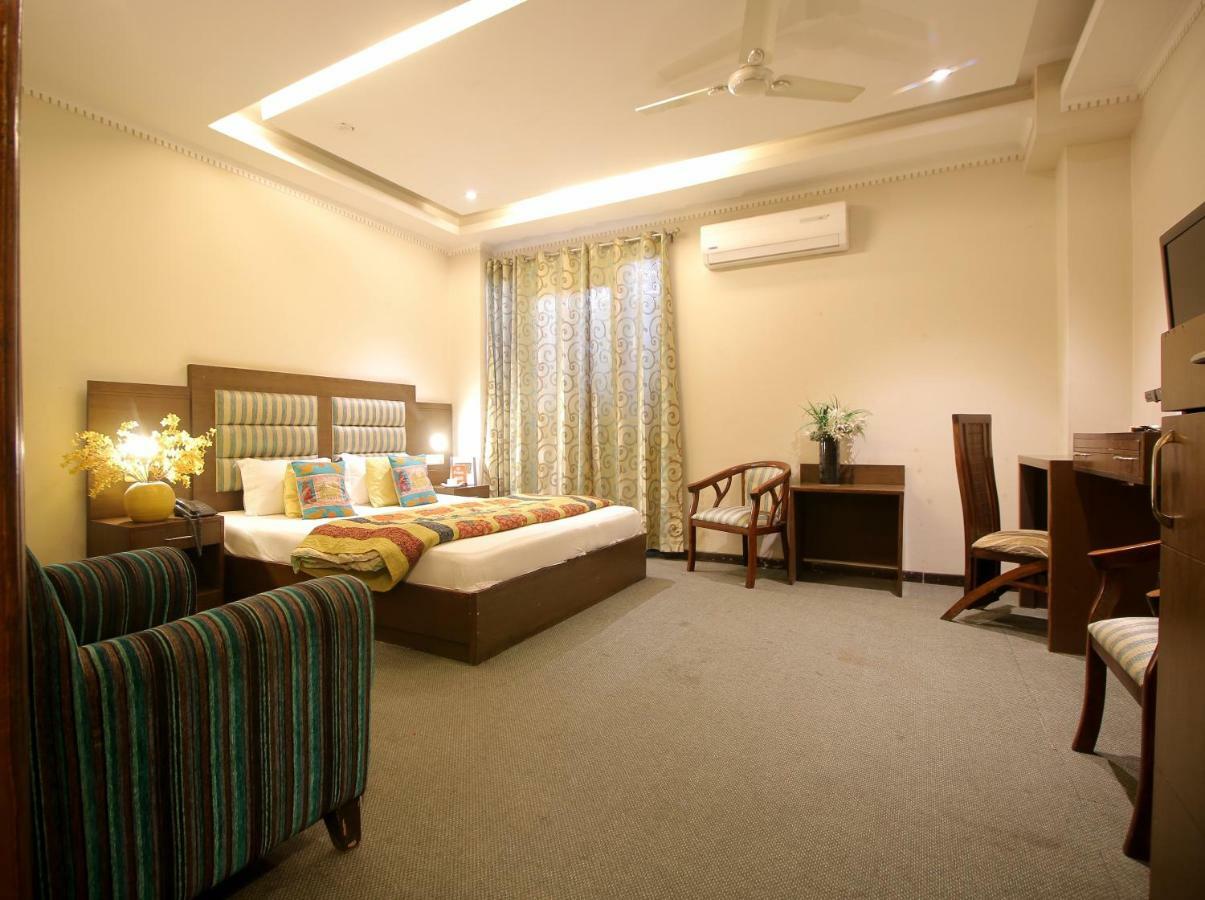 Hotel City Premier - Golf Course Road ,Gurgaon Eksteriør bilde